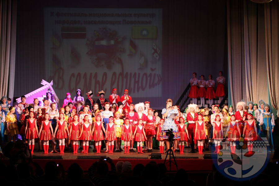 Гала-концерт фестиваля "В семье единой 2014"
