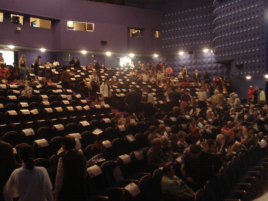 Современник театр зал основная сцена
